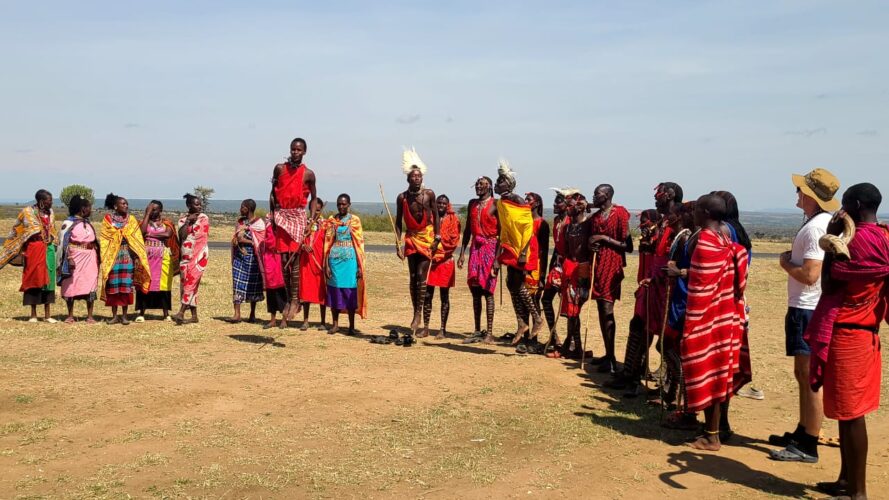 5-Day Fly-in Masai Mara Luxury Safari traditional Maasai dancers Kenya